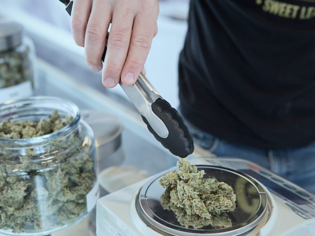How Legalisation of Marijuana Benefits the Economy