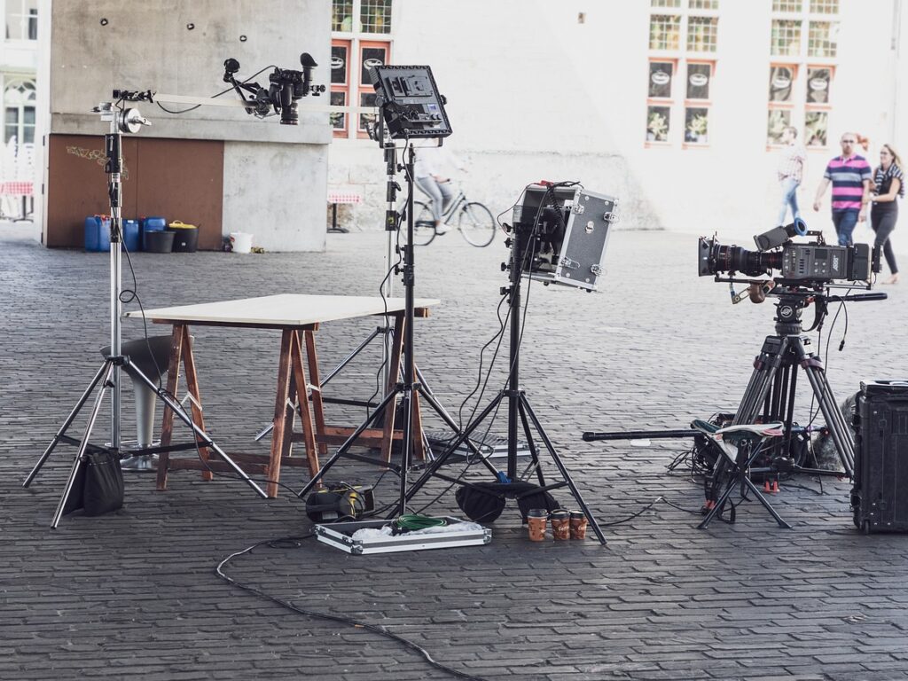 Behind the Scenes: The Art of Film Set Design and Its Real-World Inspiration
