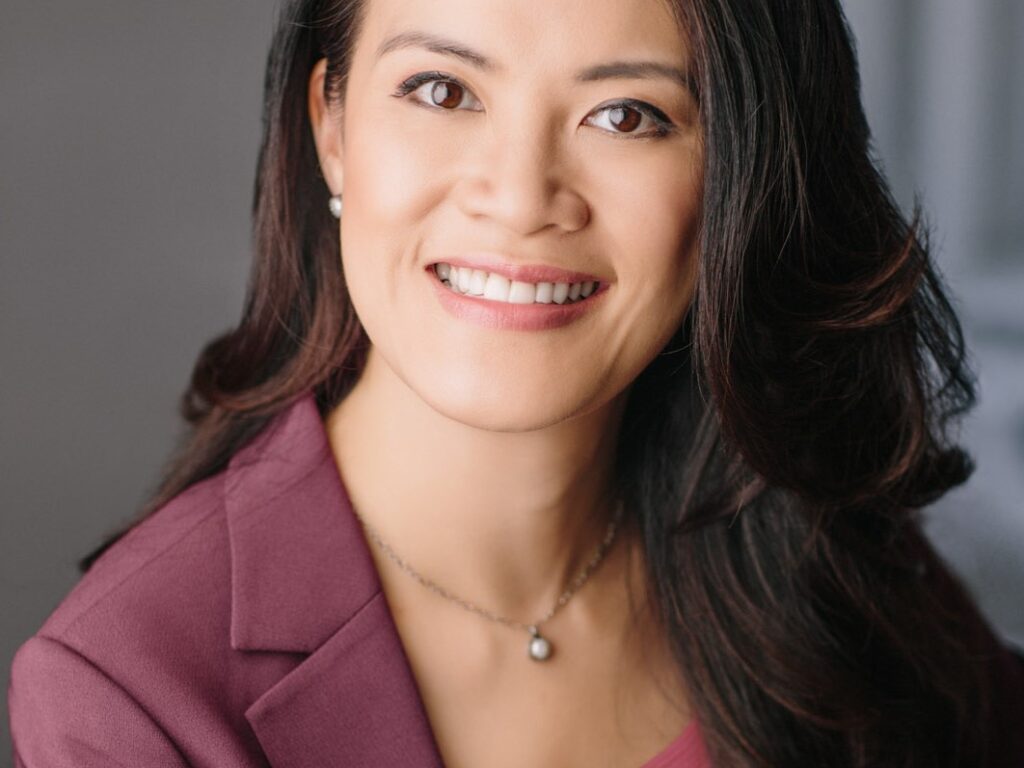 Lynne Lee