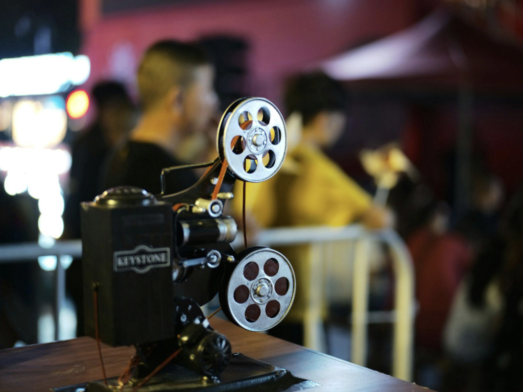 5 Screen Standouts from Kiefer Sutherland That Aren’t 24