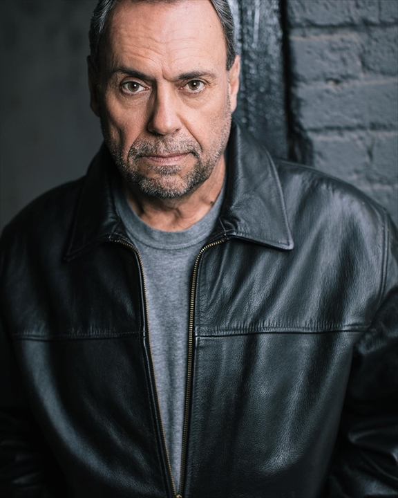 OKIFF – Interview with Damon Gregory